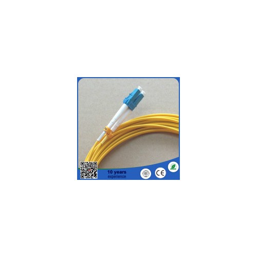 https://www.hdd-fiber-optic.com/549-1005-thickbox/fiber-optiske-os1-kabler-med-lc-lc-stik-duplex-zip-twin-singlemode-cable-.jpg